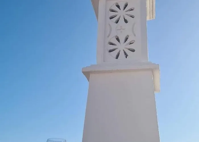 O Canto Da Parra - Hot Jacuzzi - Swimming Pool - Wifi - By Bedzy Willa Gale (Albufeira)