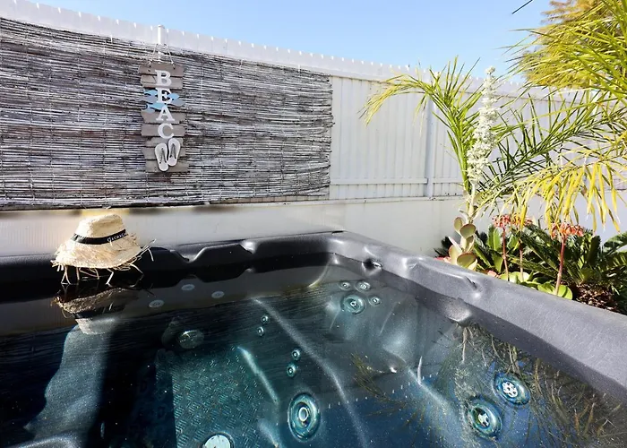 O Canto Da Parra - Hot Jacuzzi - Swimming Pool - Wifi - By Bedzy Villa Gale (Albufeira)